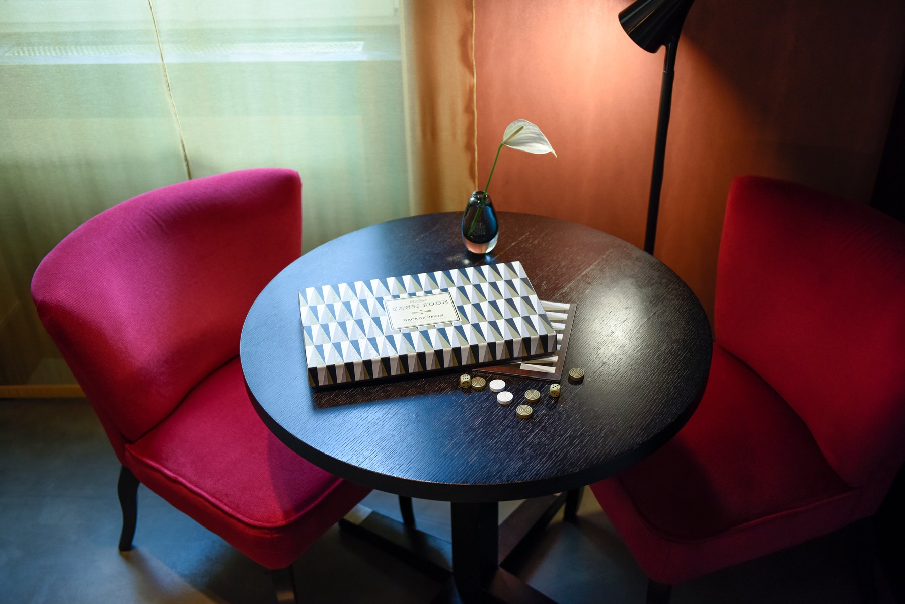 180/Interieur/meet and work/EW-Bibliotheque-Details-HD9282.jpg